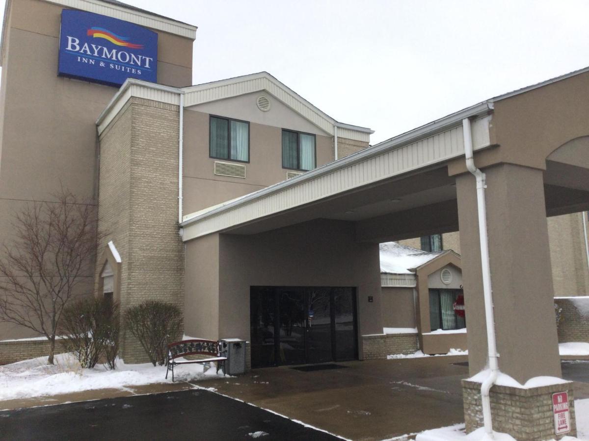 Baymont By Wyndham Flat Rock Hotel Екстериор снимка